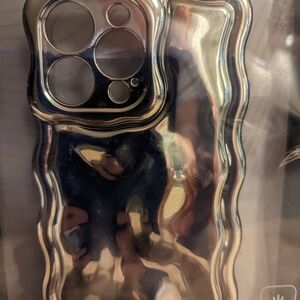 Liquid metal phone case